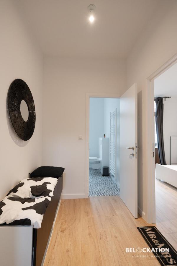 Maison Spacieuse De 6 Chambres Proche Gare Midi Brussels Exterior photo